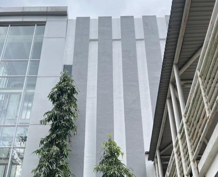 Pengecatan Ulang Luar 1